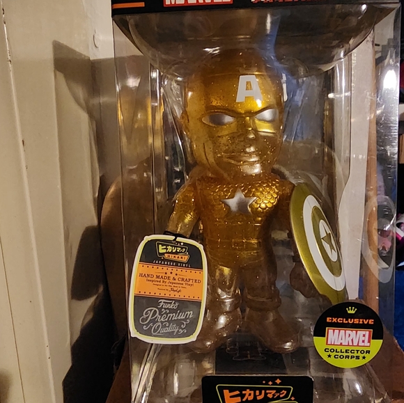 Action figure - Picture 2 of 11